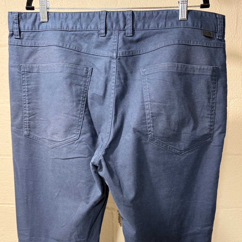 The North Face Mens Navy Blue Chino Pant Size 38 Regular Fit Casual Outdoor Work - Picture 10 of 11